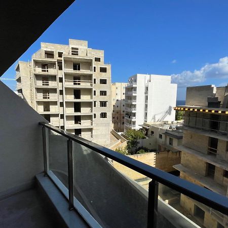 Blue Skies Family Apartment With Terrace St. Paul's Bay Luaran gambar