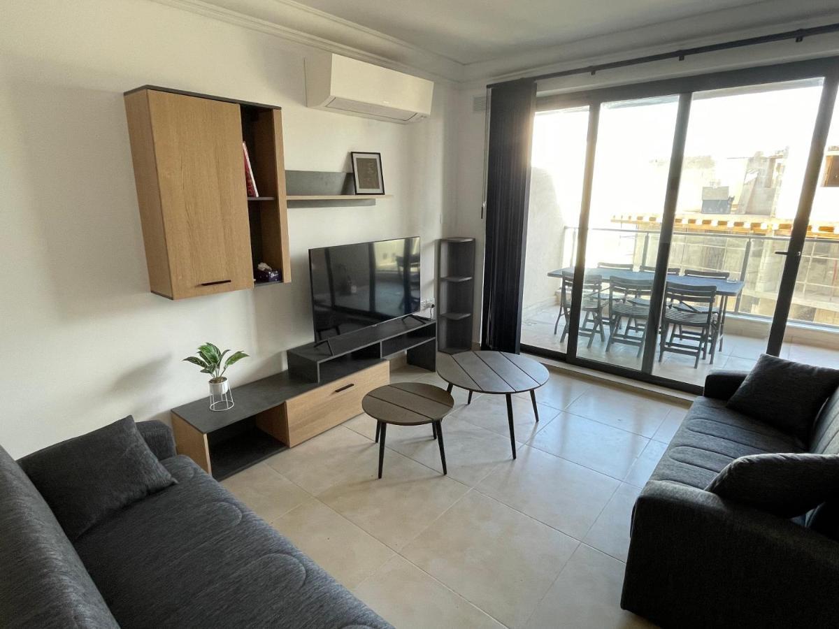 Blue Skies Family Apartment With Terrace St. Paul's Bay Luaran gambar