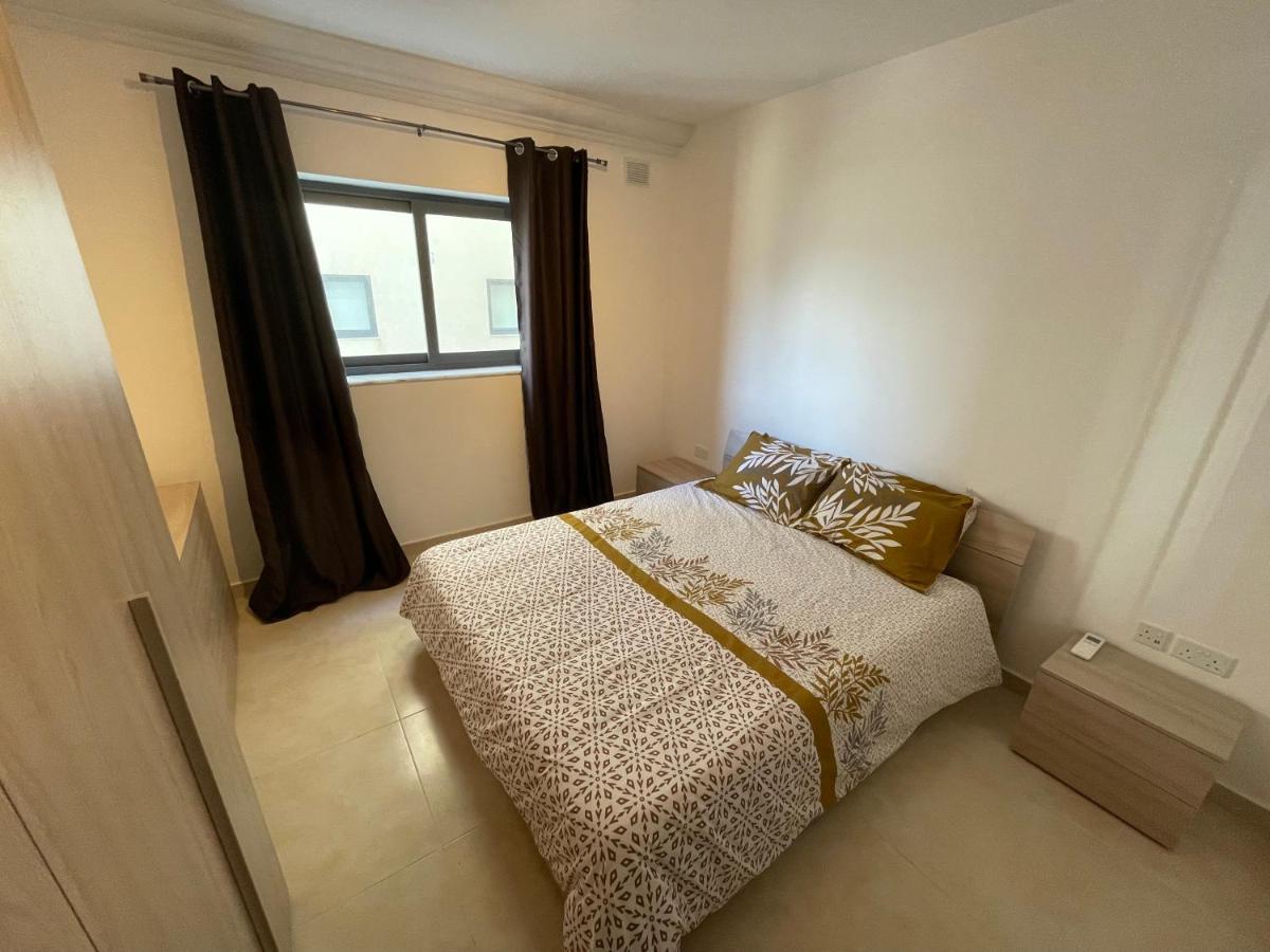 Blue Skies Family Apartment With Terrace St. Paul's Bay Luaran gambar